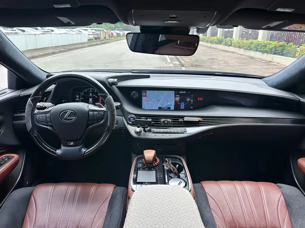 Lexus LS 2018 500h Executive Edition National V купить на сайте DeffCars