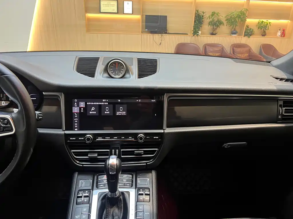 Macan 2018 Macan 2.0T купить на сайте DeffCars