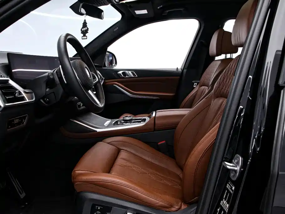 BMW X7 2023 xDrive40i Exclusive M Sports Package купить на сайте DeffCars