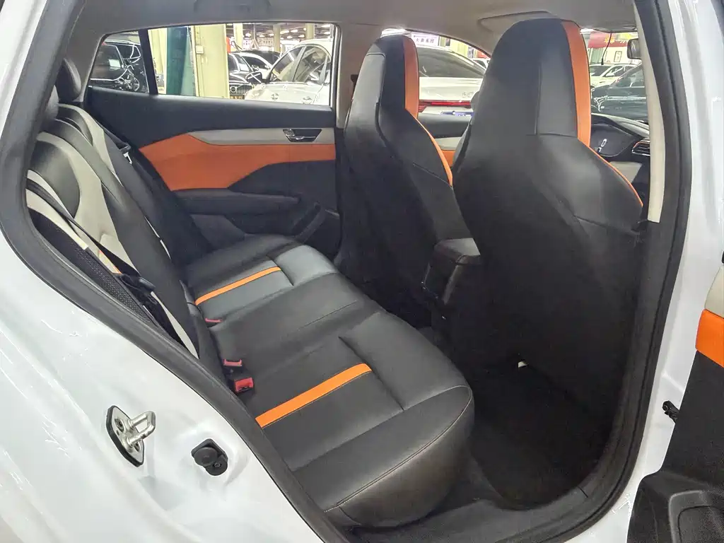 Yixuan 2023 1.5L automatic Honor Edition купить на сайте DeffCars