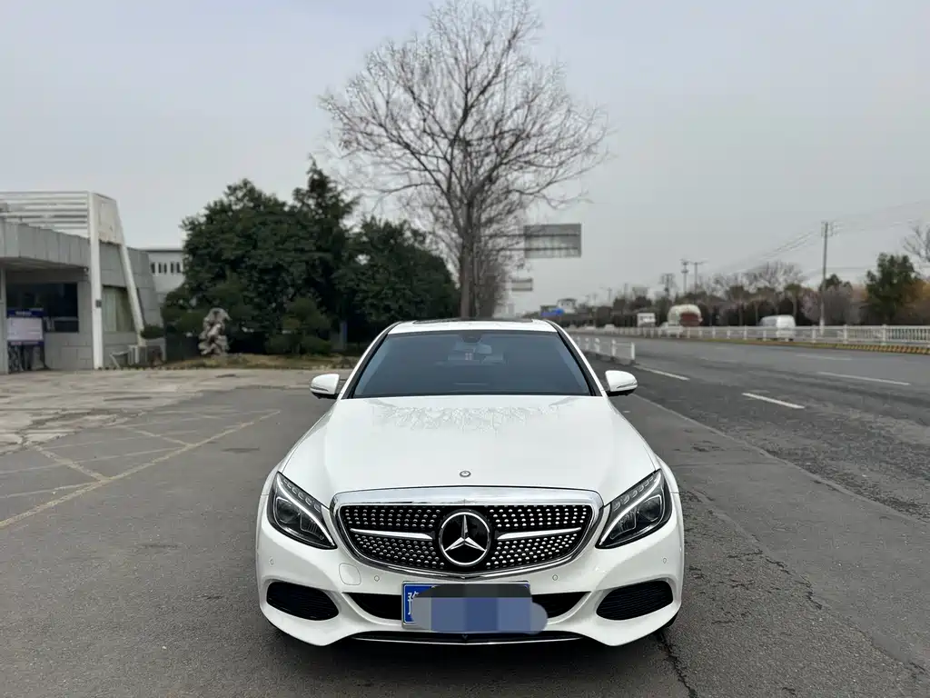 Mercedes-Benz C-Class 2016 C 180 L Sports купить на сайте DeffCars