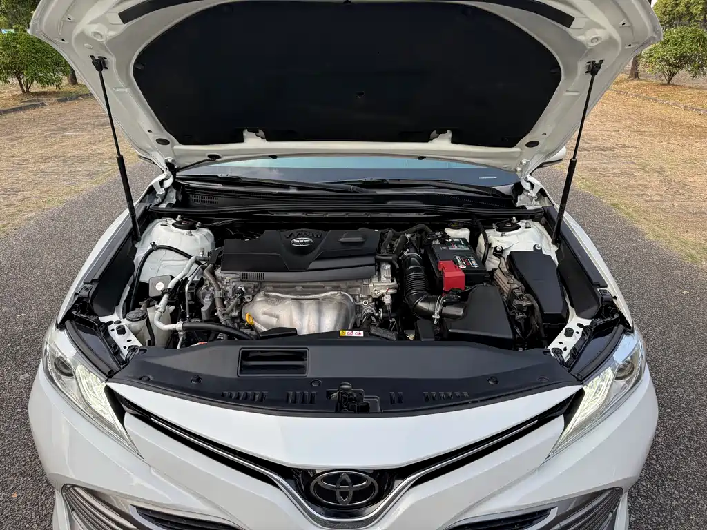 Camry 2018 2.0G Deluxe Edition купить на сайте DeffCars