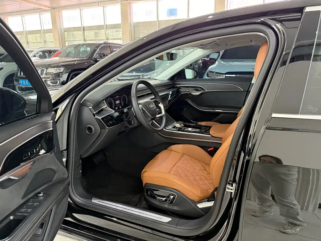 Audi A8 2023 A8L 50 TFSI quattro Premium Selection купить на сайте DeffCars