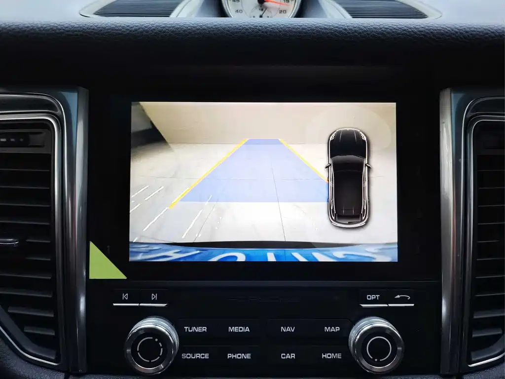 Macan 2017 Macan 2.0T купить на сайте DeffCars