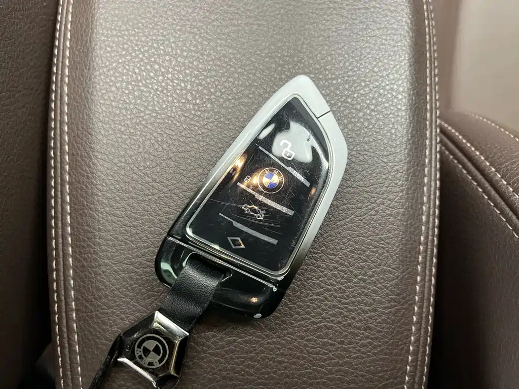 BMW X1 2021 xDrive25Li Exclusive Model купить на сайте DeffCars