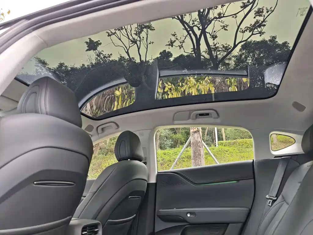 Xpeng G6 2025 model 625 long battery life Max flagship version купить на сайте DeffCars