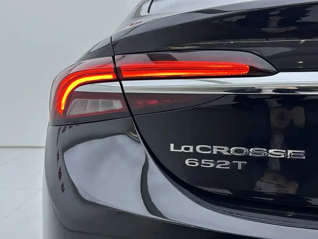 LaCrosse 2022 652T luxury model купить на сайте DeffCars