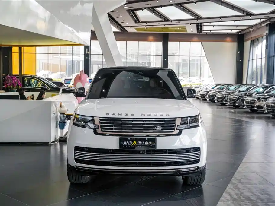 Range Rover 2023 4.4 V8 SV Honor Creation Extended Edition купить на сайте DeffCars