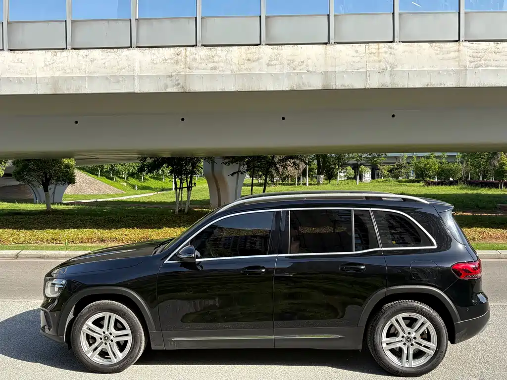 Mercedes-Benz GLB 2022 facelift version 2 GLB 200 fashion model купить на сайте DeffCars