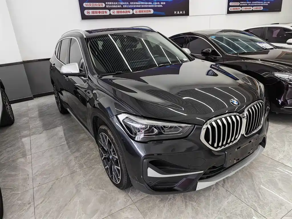 BMW X1 2022 sDrive25Li Leading Model купить на сайте DeffCars
