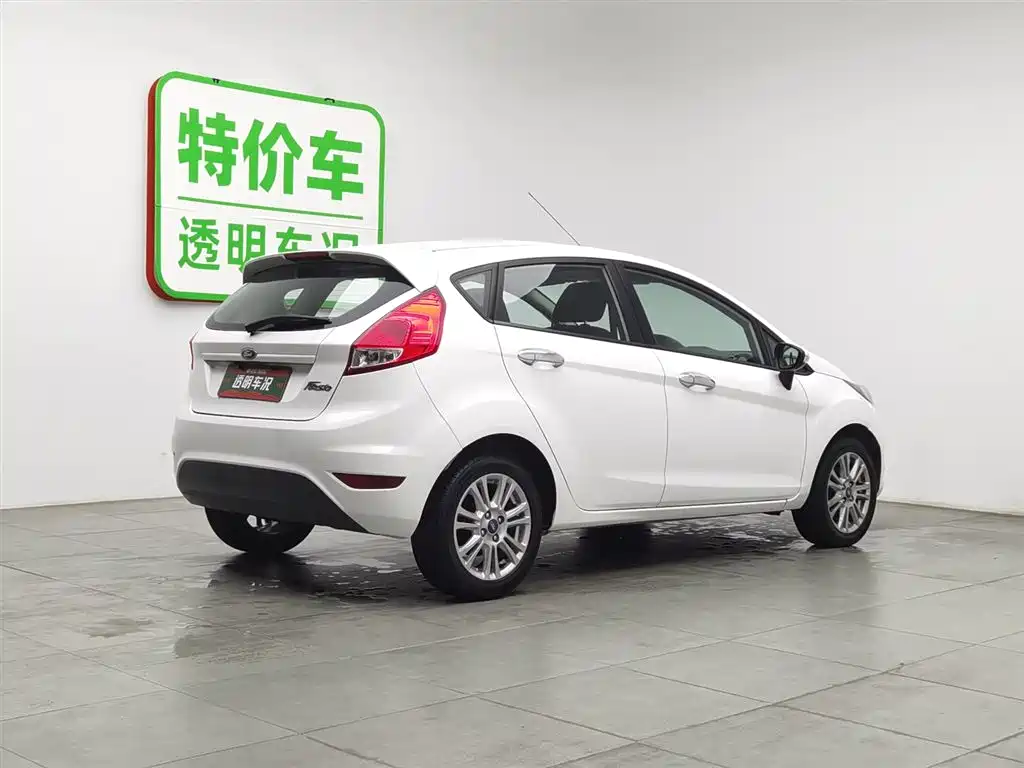 Carnival 2013 hatchback 1.5L automatic stylish model купить на сайте DeffCars