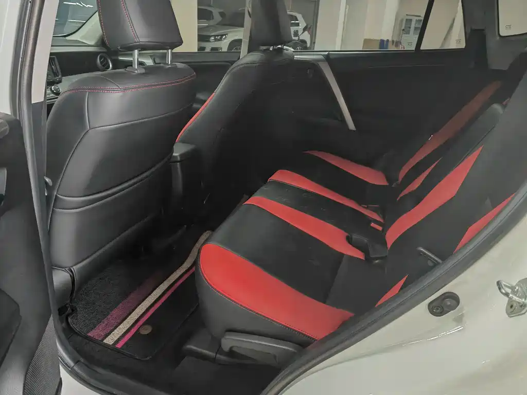 RAV4 Rongfang 2019 2.0L CVT 2WD Fashion X Limited Edition National VI купить на сайте DeffCars