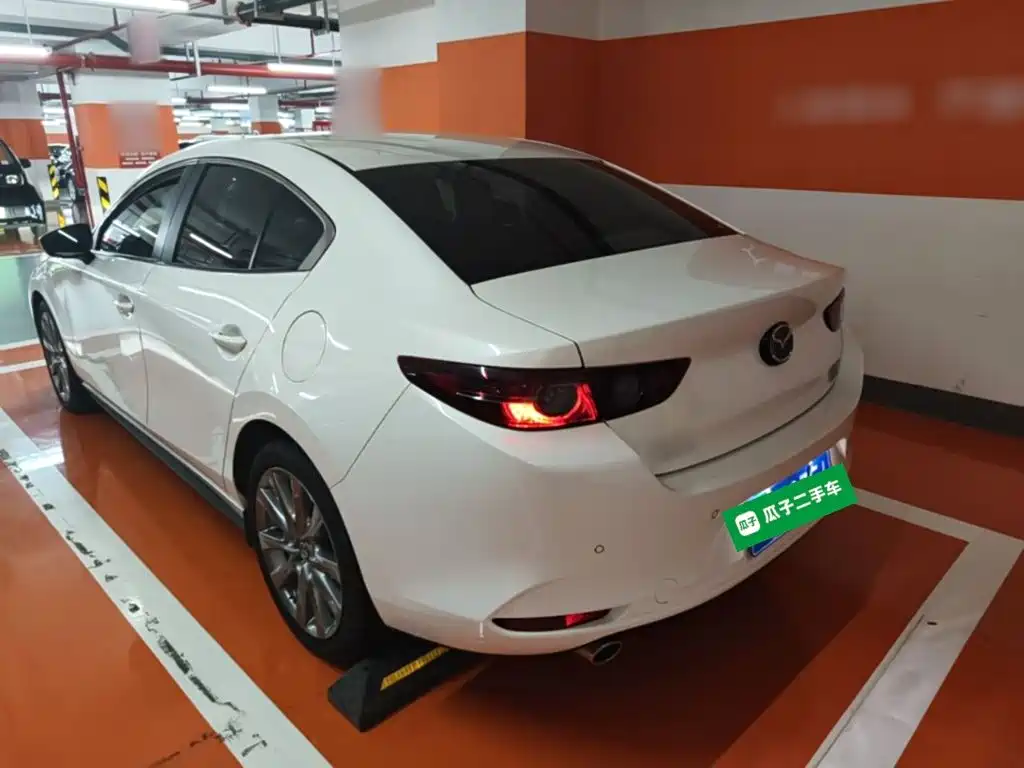 Mazda3 Angkesela 2023 2.0L Automatic Premium Edition купить на сайте DeffCars