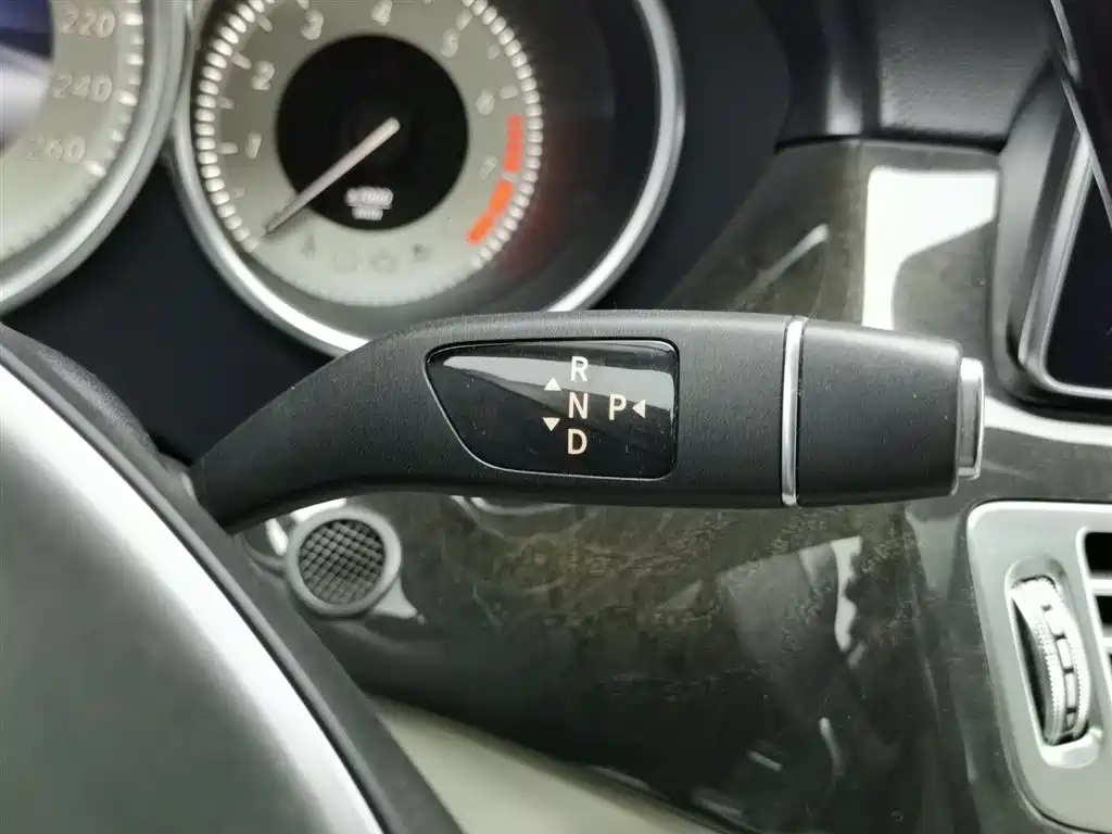 Mercedes-Benz CLS 2015 CLS 320 купить на сайте DeffCars