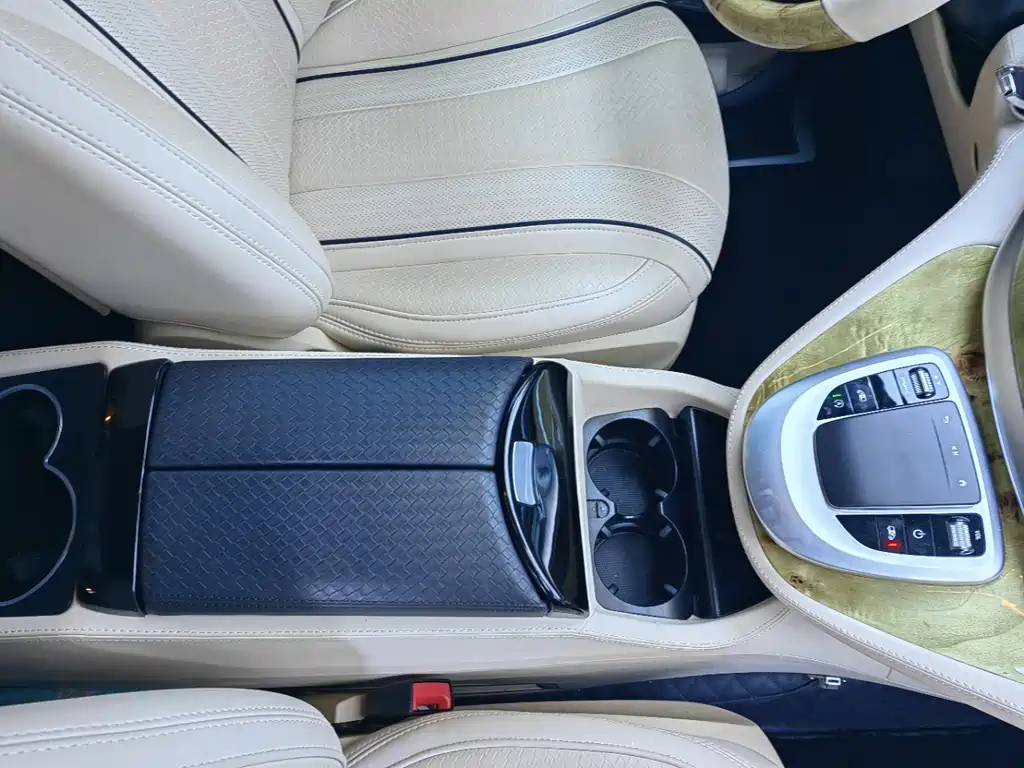 Keti Shengmufeng 2021 2.0T Shengmufeng MH9 купить на сайте DeffCars