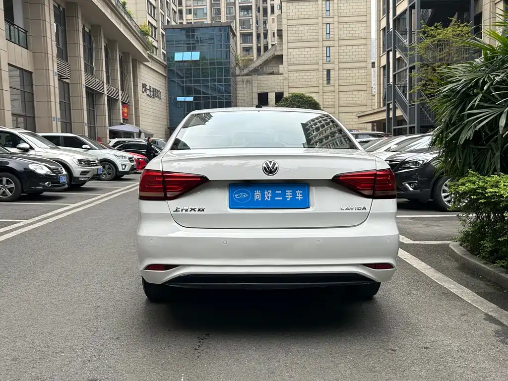Lavida 2019 Lavida Qihang 1.5L Automatic Fashion Edition National VI купить на сайте DeffCars