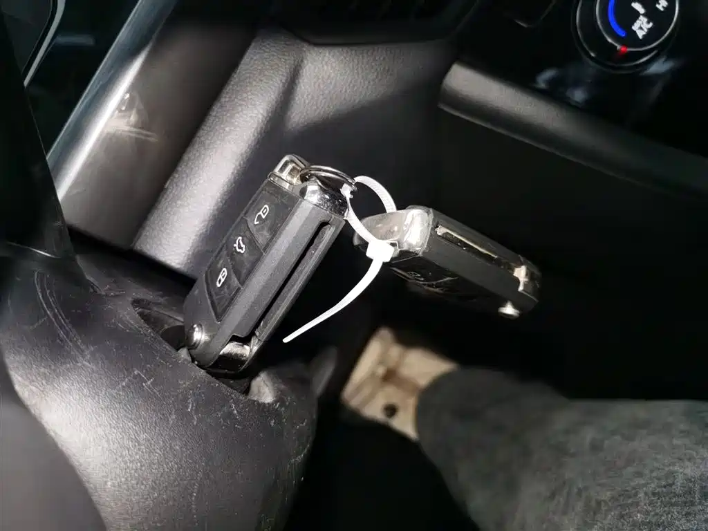 Bora 2020 1.5L automatic comfort model купить на сайте DeffCars