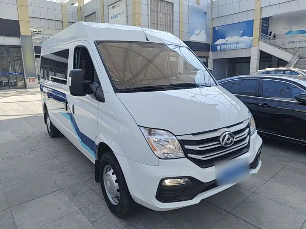 Xintu V80 2024 Model AoYuntong Value Edition 6AMT Long Axis Mid Top 127Ps 6/7/8/9 Seats купить на сайте DeffCars