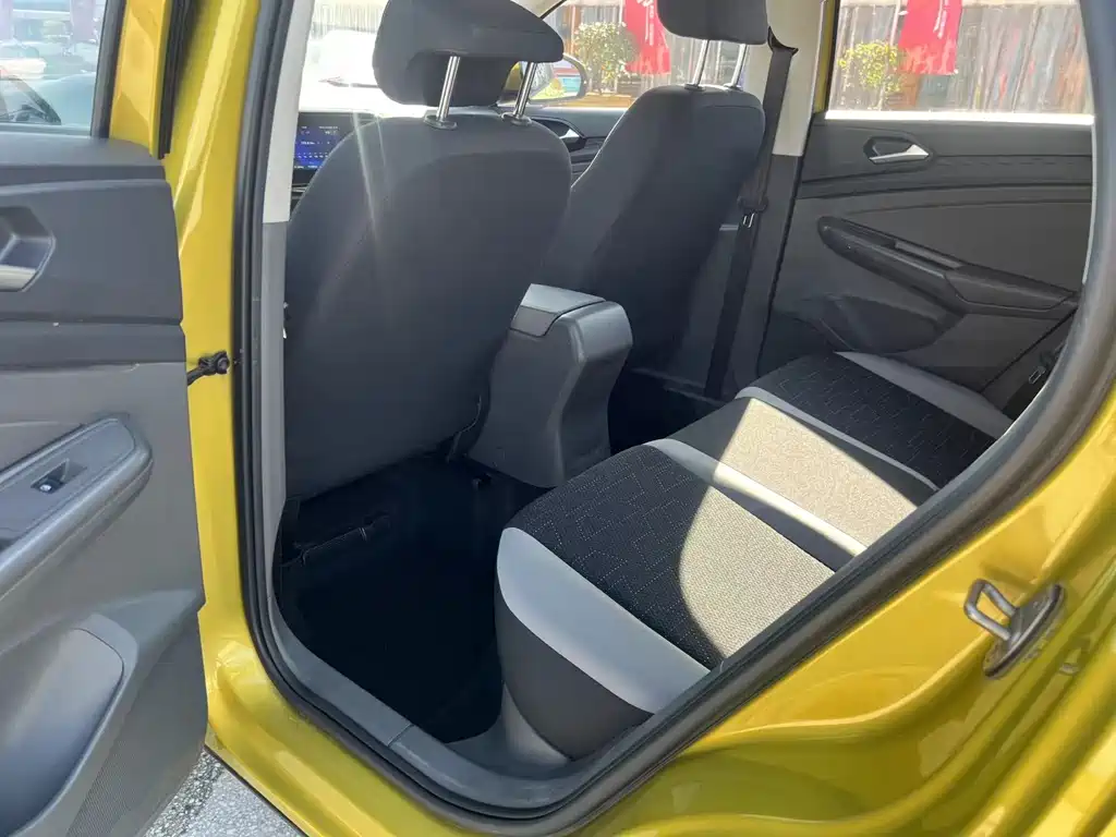 Jetta VS5 2019 280TSI manual aggressive type купить на сайте DeffCars