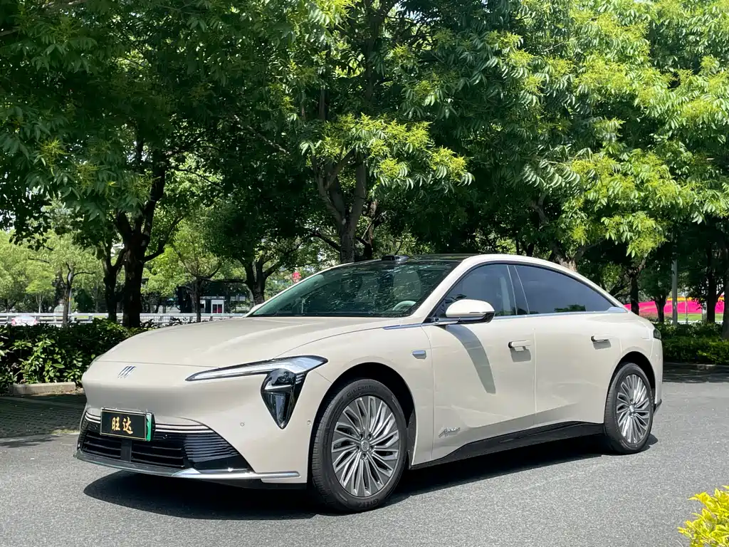 Buick Zhijing L7 2025 Aivia купить на сайте DeffCars
