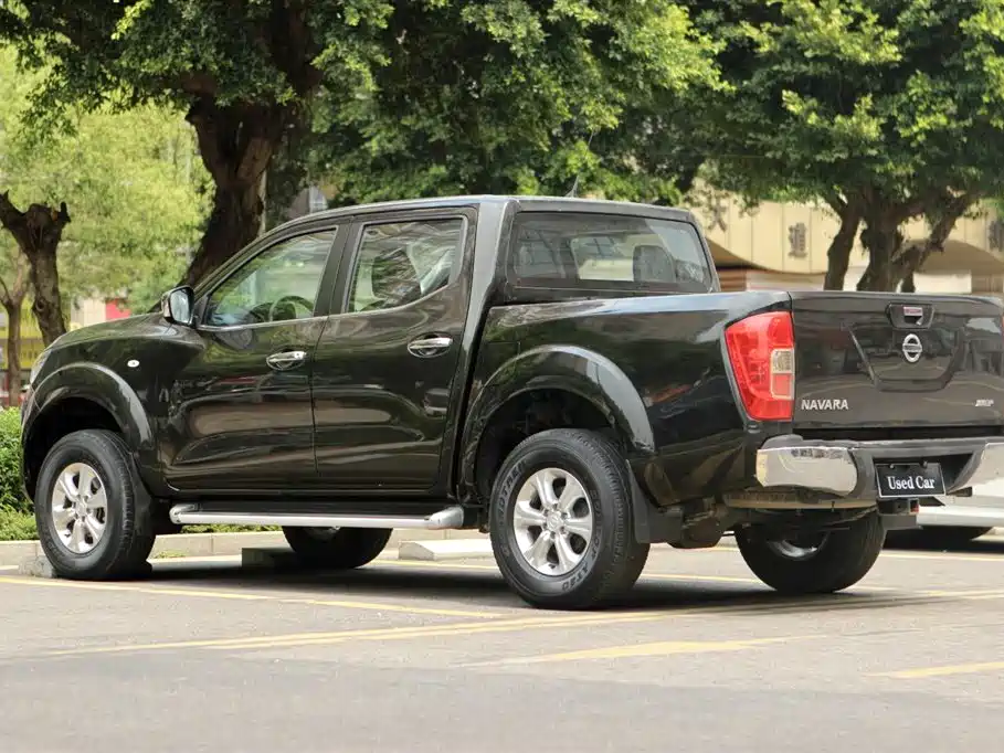 Navara 2017 2.5L automatic four-wheel drive luxury version QR25 купить на сайте DeffCars