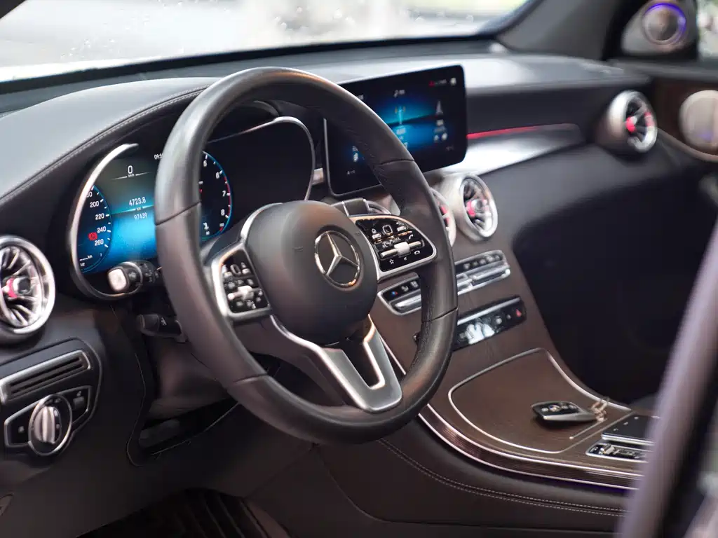 Mercedes-Benz GLC 2020 facelift GLC 300 L 4MATIC dynamic купить на сайте DeffCars