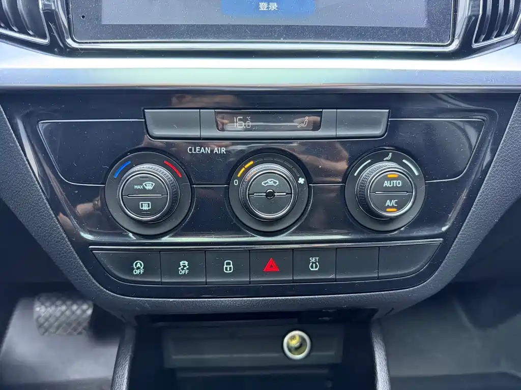 Komic 2023 facelift 1.5L automatic comfort version купить на сайте DeffCars