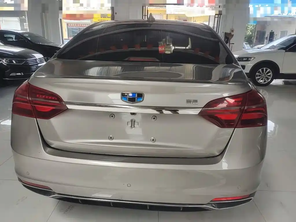 Emgrand 2018 1.5L manual luxury model купить на сайте DeffCars