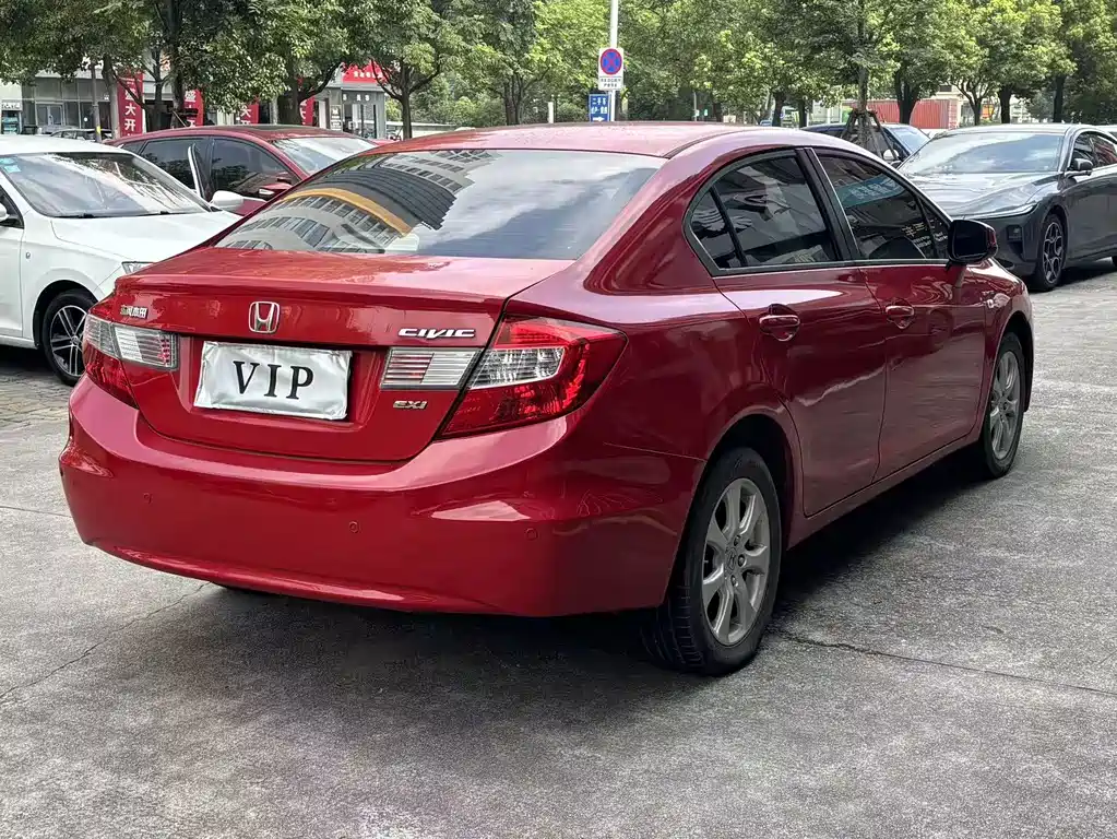 Civic 2013 10th Anniversary 1.8L Automatic Comfort Edition купить на сайте DeffCars