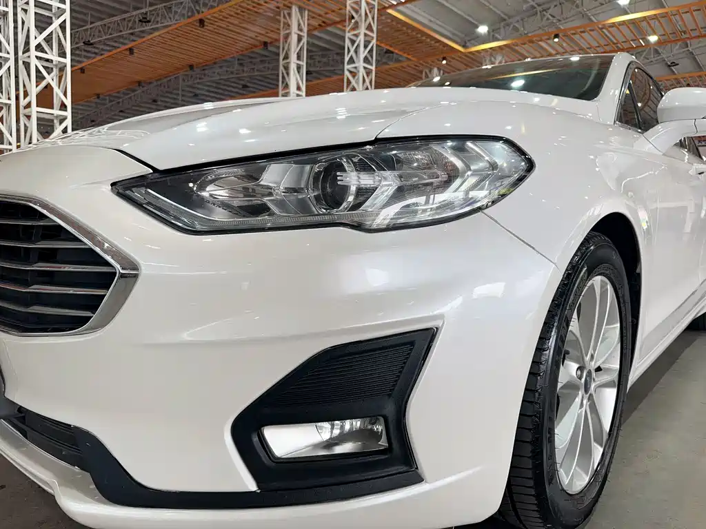Mondeo 2018 EcoBoost 180 Smart Control Fashion National VI купить на сайте DeffCars