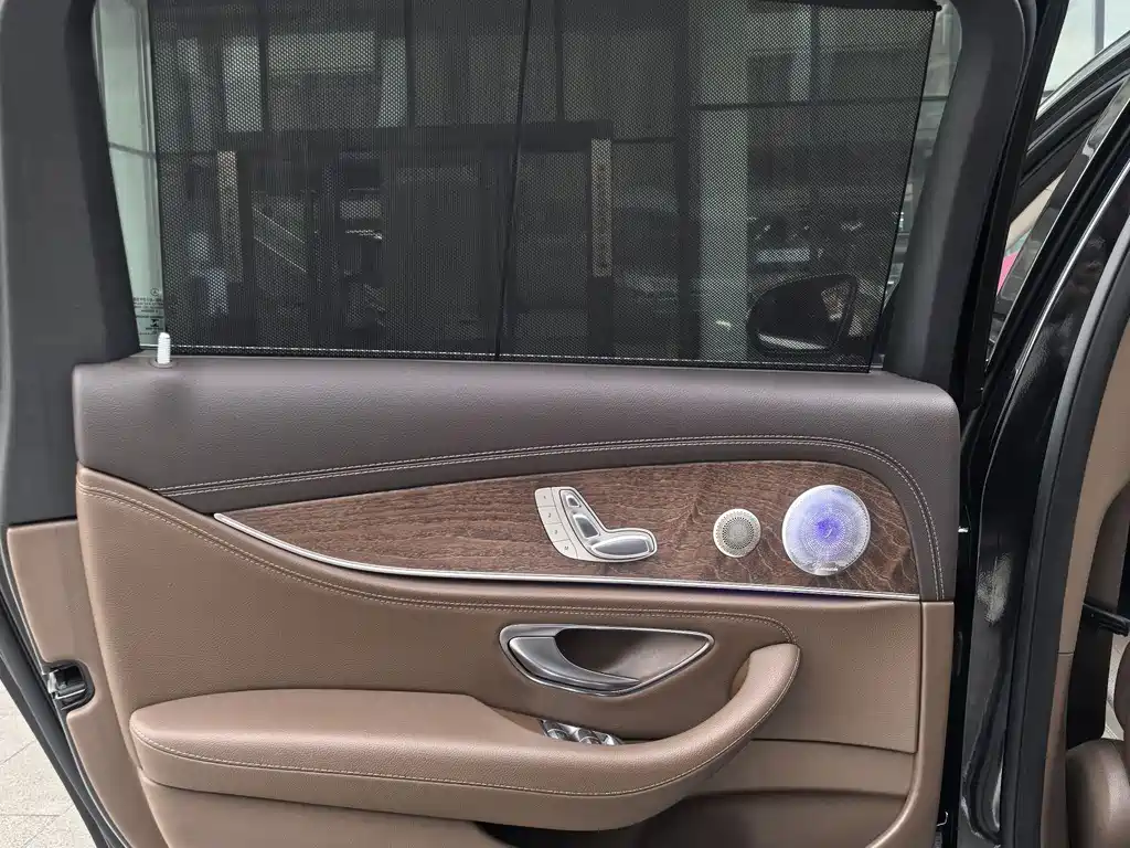 Mercedes-Benz E-Class 2023 E 300 L Luxury Model купить на сайте DeffCars