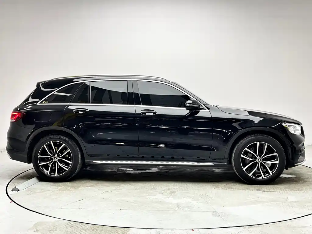 Mercedes-Benz GLC 2022 facelift GLC 260 L 4MATIC luxury model купить на сайте DeffCars