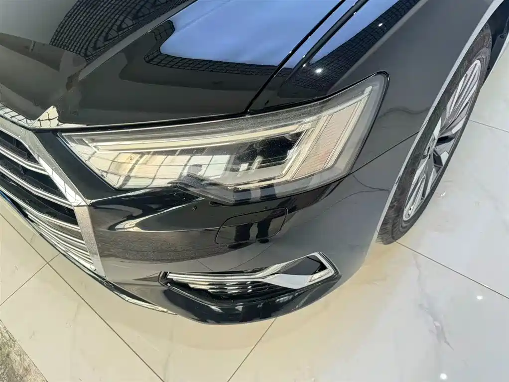 Audi A6L 2023 45 TFSI Premium Elegant Model купить на сайте DeffCars