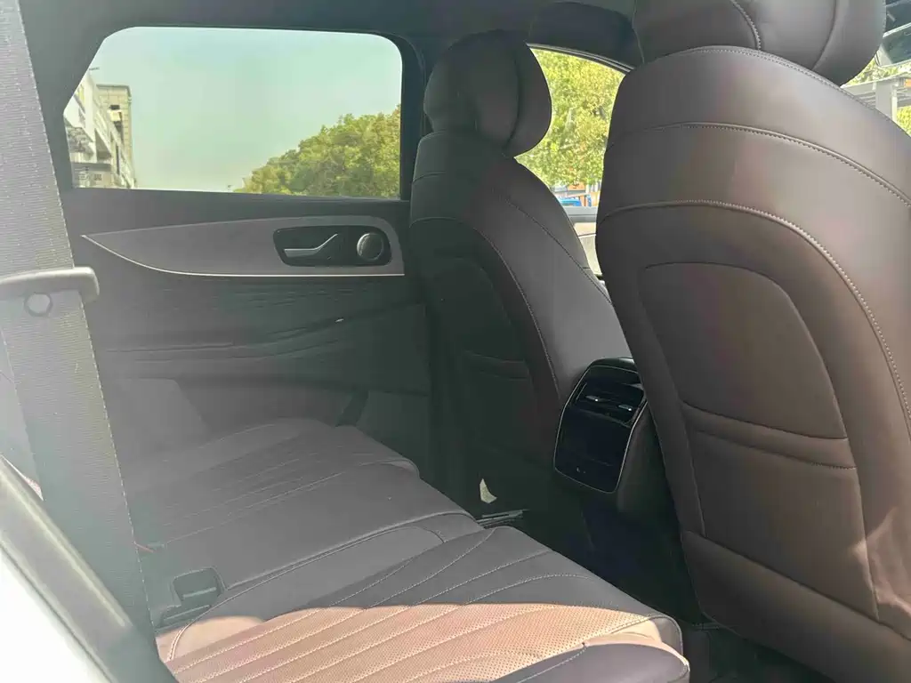 Tiggo 9 2025 2.0T automatic two-wheel drive exclusive version 5 seats купить на сайте DeffCars