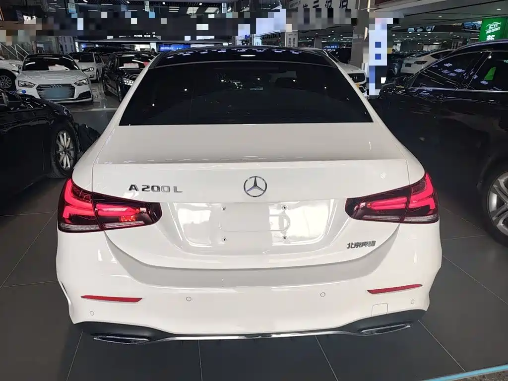 Mercedes-Benz A-Class 2022 Facelift Three A 200 L Sports Sedan Fashionable купить на сайте DeffCars
