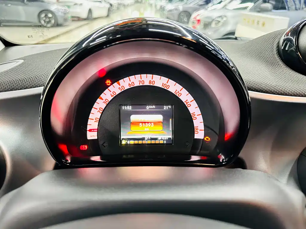 smart fortwo 2018 1.0L 52kW hardtop passion version National V купить на сайте DeffCars