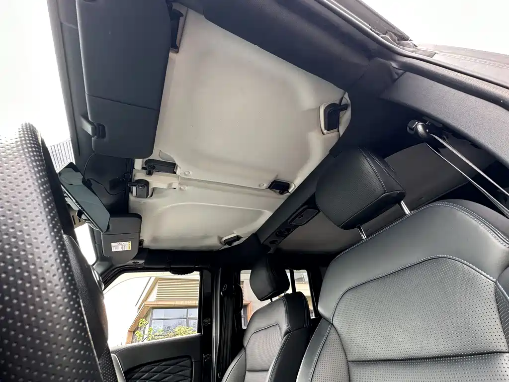 Beijing Off-Road BJ40 2019 PLUS 2.3T Automatic Four-wheel Drive Exclusive Edition National VI купить на сайте DeffCars