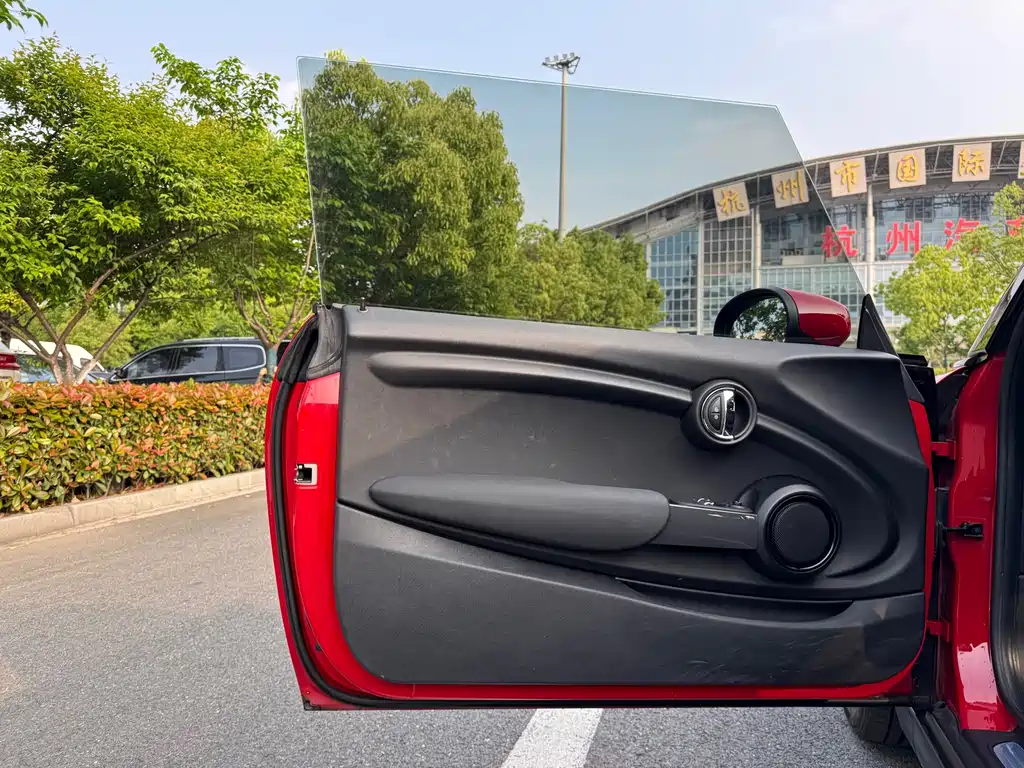 MINI 2022 1.5T ONE купить на сайте DeffCars