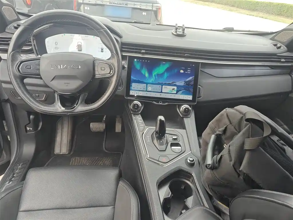 Lynk & Co 01 2023 1.5TD EM-F PM купить на сайте DeffCars