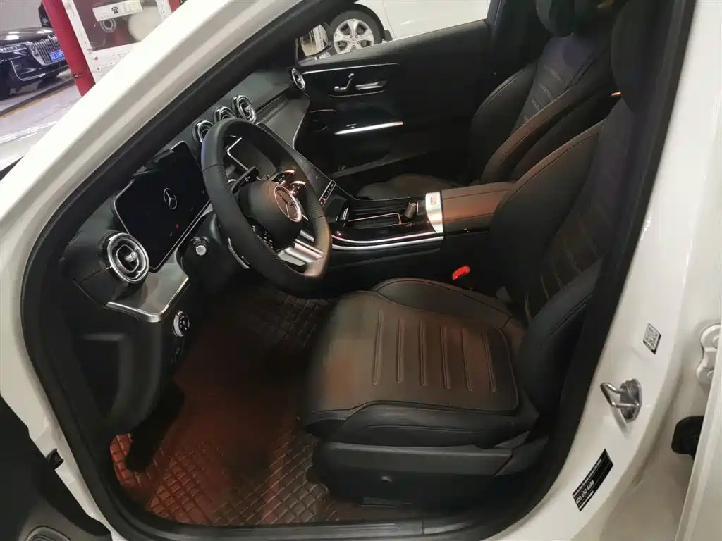 Mercedes-Benz C-Class 2023 facelift C 260 L sports version купить на сайте DeffCars