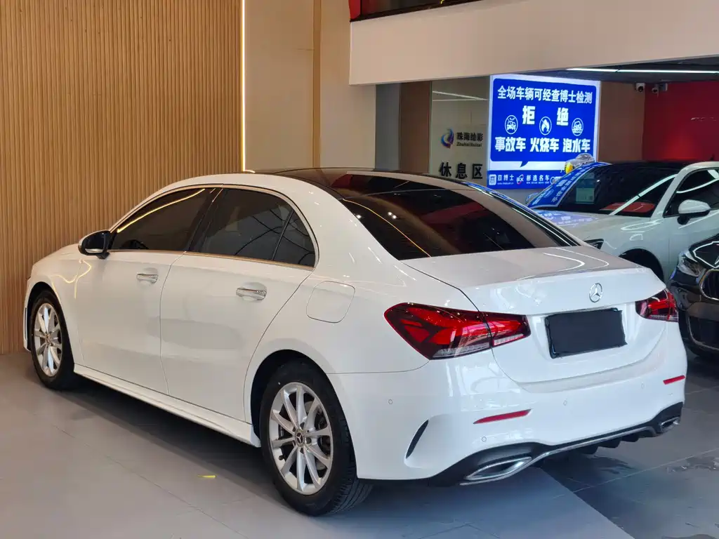 Mercedes-Benz A-Class 2020 Facelift A 200 L Sports Sedan Fashionable купить на сайте DeffCars