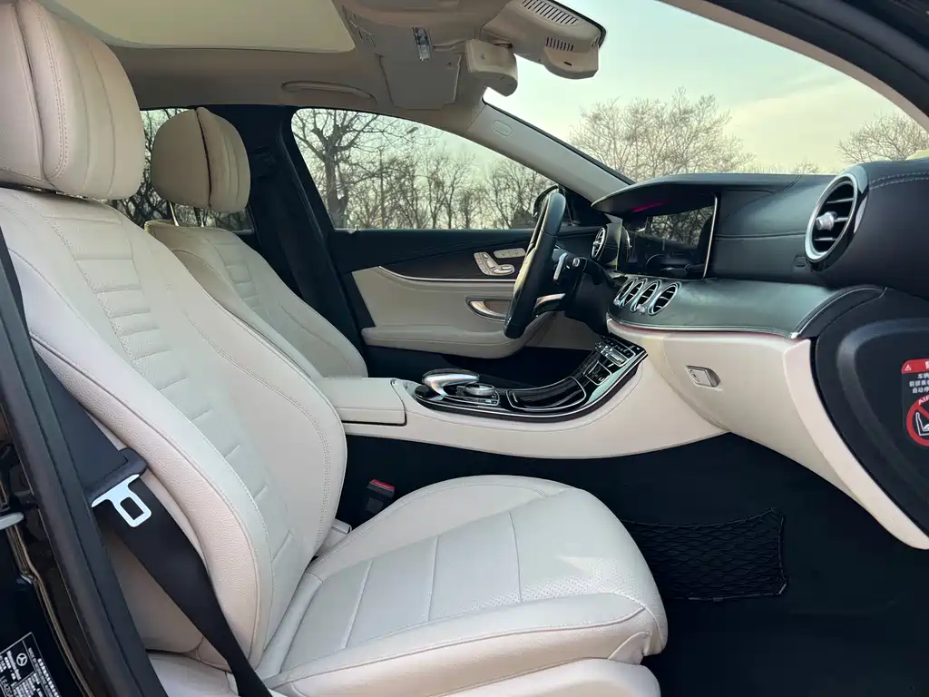 Mercedes-Benz E-Class 2016 E 300 L Sports Luxury купить на сайте DeffCars