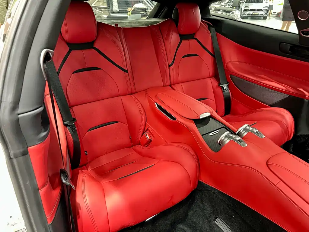 GTC4Lusso 2017 3.9T V8 купить на сайте DeffCars