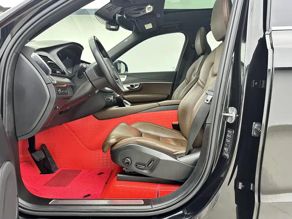 Volvo XC90 plug-in hybrid 2022 facelift E-drive hybrid T8 Zhizun Deluxe Edition 7 seats купить на сайте DeffCars