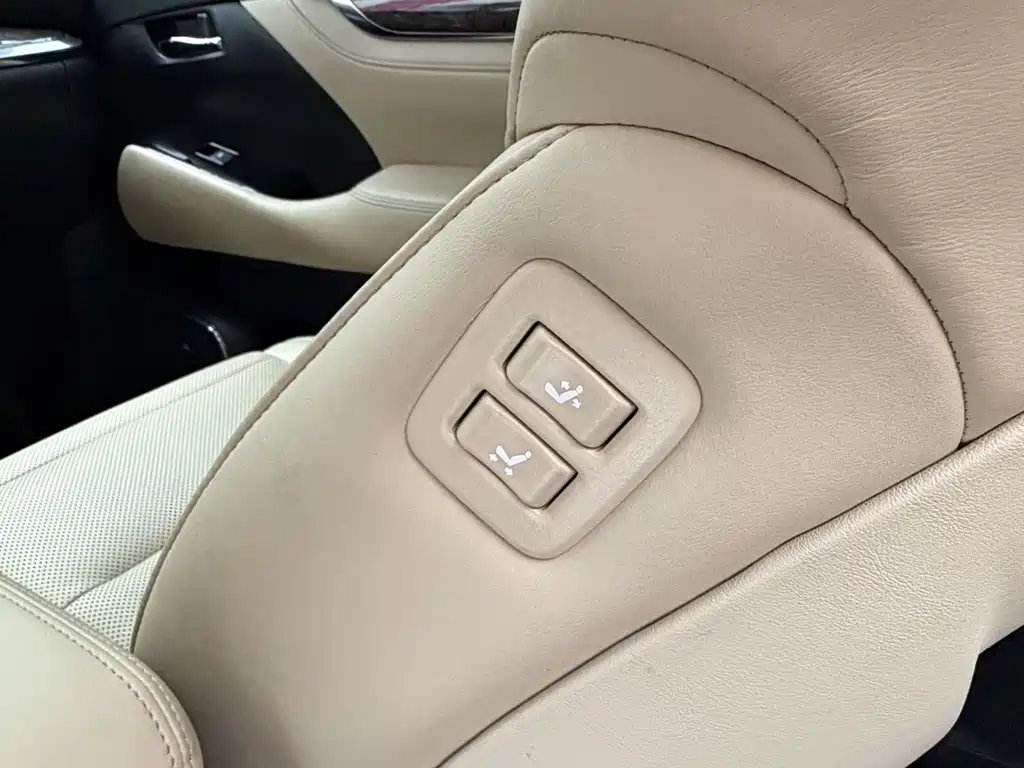Wilfa 2019 Shuangqing 2.5L HV Premium Edition купить на сайте DeffCars