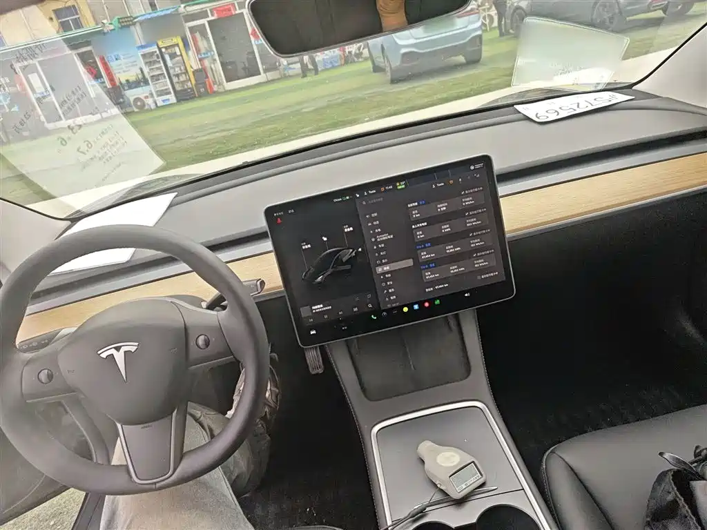 Model 3 2022 rear-wheel drive version купить на сайте DeffCars