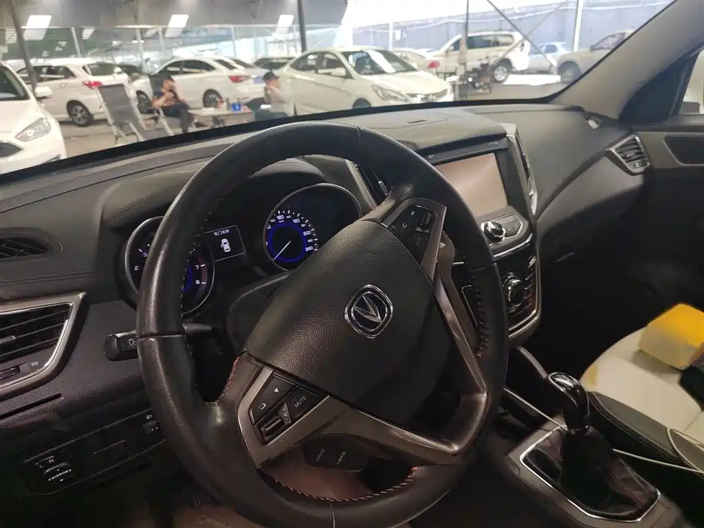 Changan CS35 2017 1.6L manual luxury model купить на сайте DeffCars