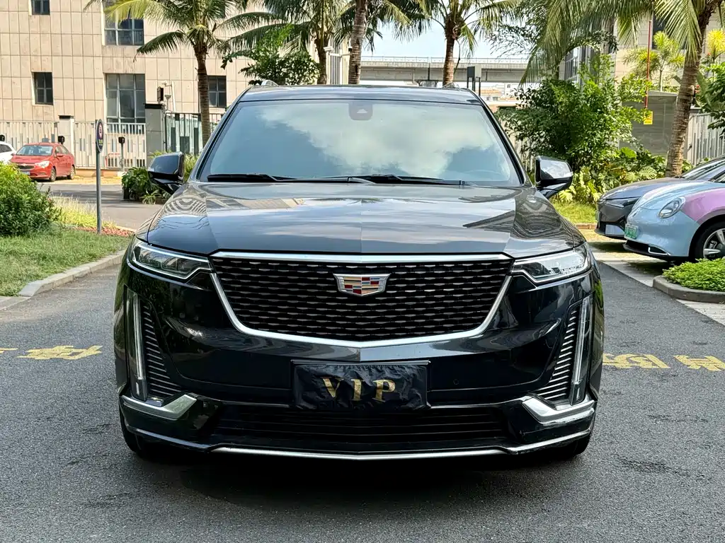 Cadillac XT6 2020 28T six-seat luxury model купить на сайте DeffCars