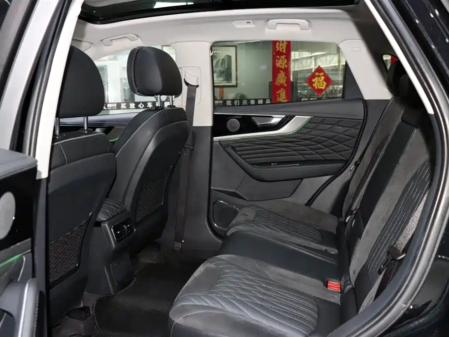 Hongqi HS5 2022 facelift 2.0T Zhilian Flagship Edition купить на сайте DeffCars