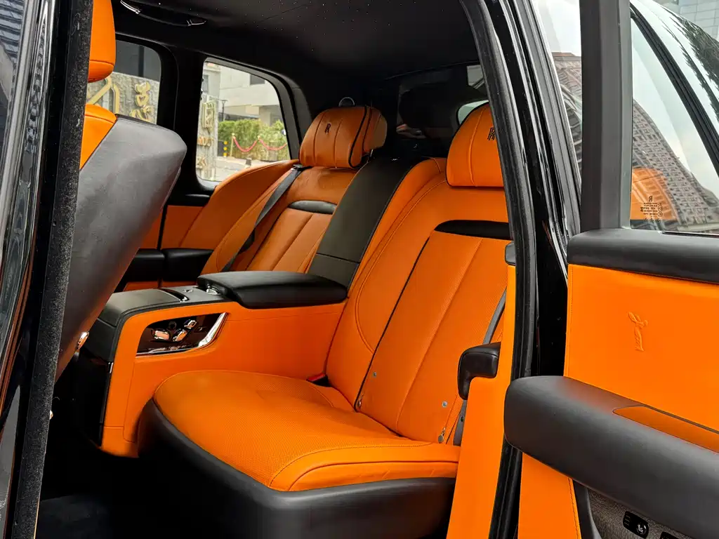 Cullinan 2024 four-seat version купить на сайте DeffCars
